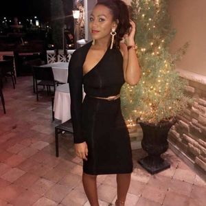 Meet your Posher, Simone